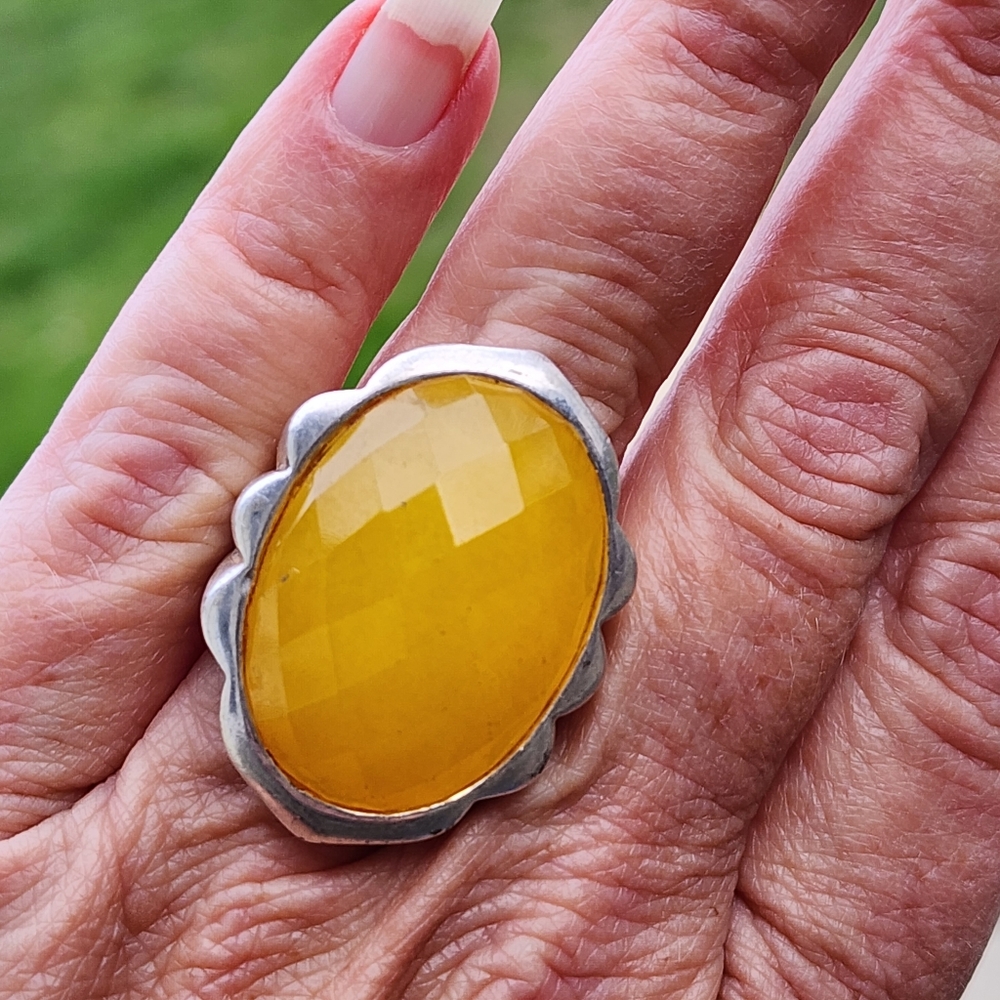Sterling silver size 6 mango chalcedony ring healing absorbs negative energy
